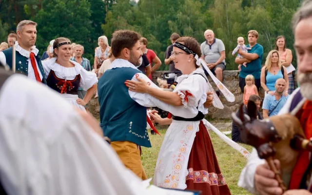 Tvrz Žumberk u Nových Hradů ožije letní řemeslnou slavností