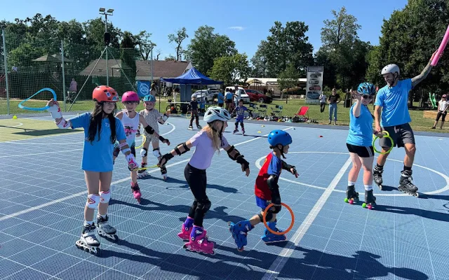 Inline bruslení jako sport pro celou rodinu. Proč si ho zamilují děti i rodiče