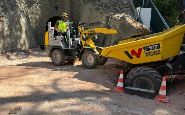 Odkrývají chodbu a odstraňují písek. Podívejte se, jak teď vypadají Orty