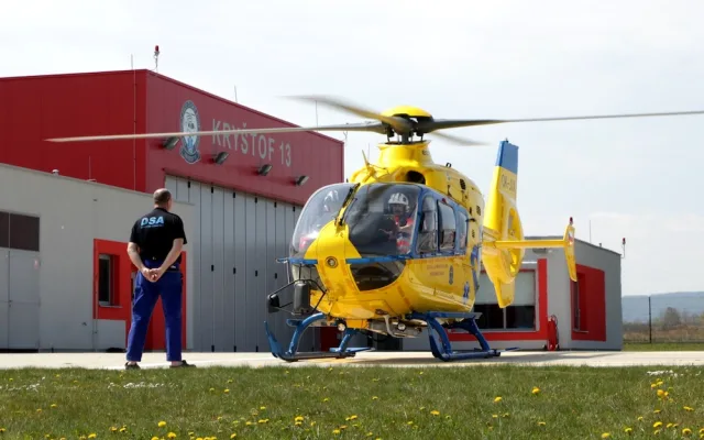 2021- EC 135, start z heliportu  Letiště ČB