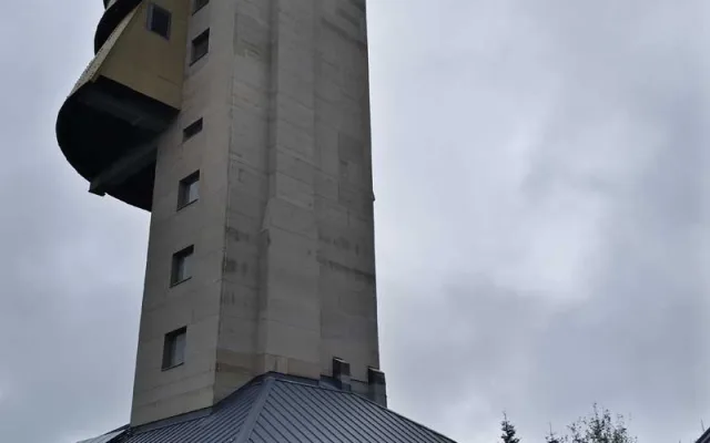 Rozhledna Poledník se otevírá veřejnosti.