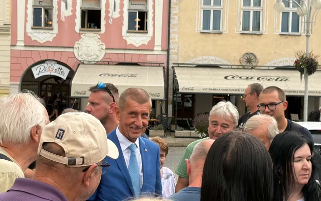 Hnutí ANO dorazilo do Budějc. Babiš mluvil o suchu i dvou miliardách v pr*eli