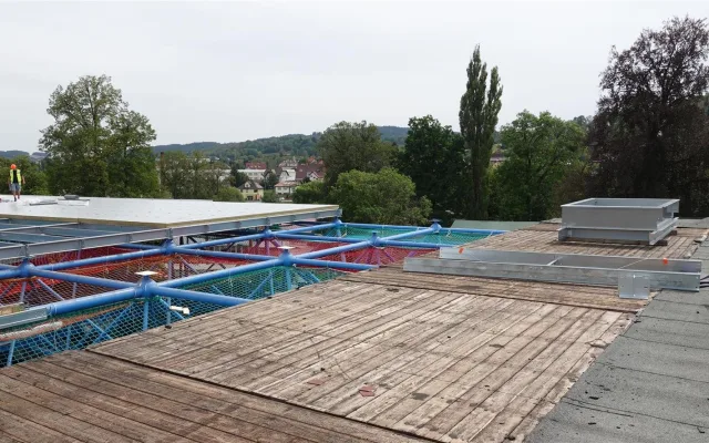 Bez mlhy nad ledem. Rekonstrukce zimního stadionu ve Vimperku se blíží ke konci