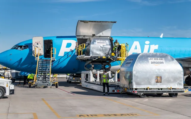Nákladní letadla zatím z Budějc nevyletí. Amazon s nimi nepočítá