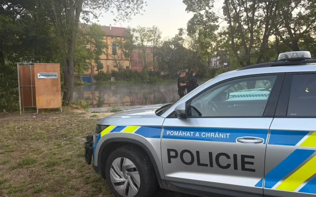 Všímavý kolemjdoucí zachránil tonoucí ženu. Dudácký festival mohl skončit tragédií