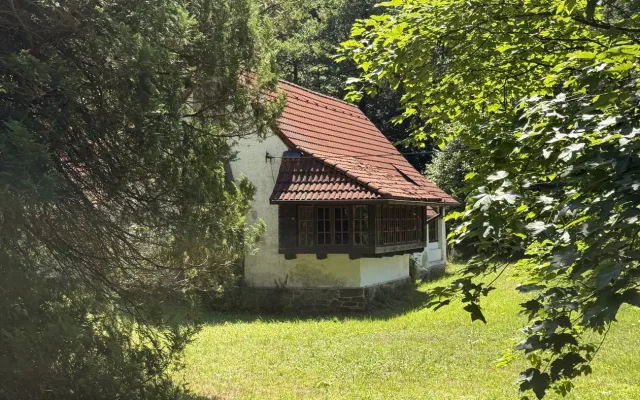 Slavná Werichova chata na Šumavě byla posledním místem, které herec v životě viděl