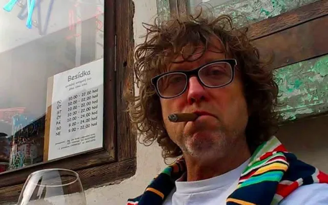 Člen Divadla Sklep Jan Boháč zemřel po nehodě na kole ve Slavonicích