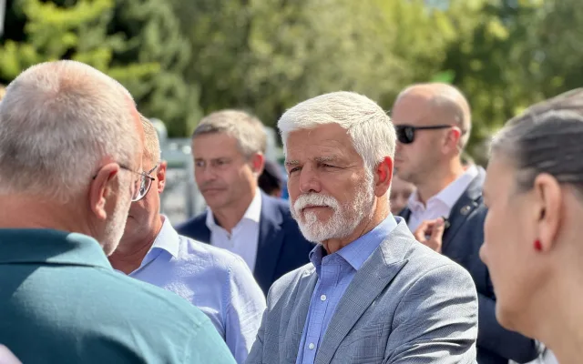Prezident Pavel dorazil na Země živitelku. Zamířil na přehlídku skotu a ochutnal pivo