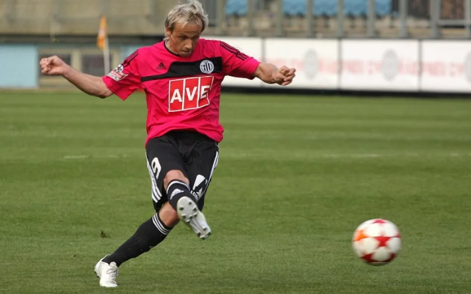 O vyrovnání Dynama se v Brně z penalty postaral zkušený Rudolf Otepka