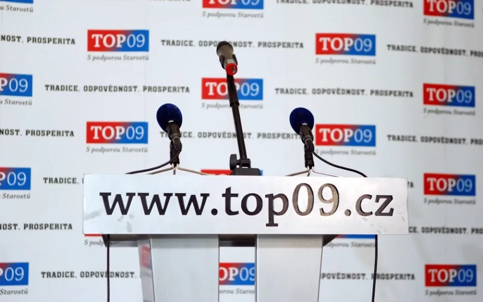 TOP 09