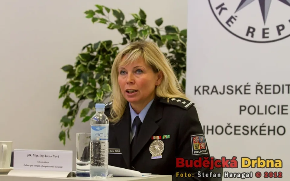 Plukovník Irena Nová, vedoucí Odboru pro zbraně a bezpečnostní materiál