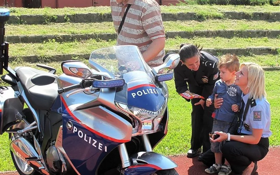 Den policie dětem