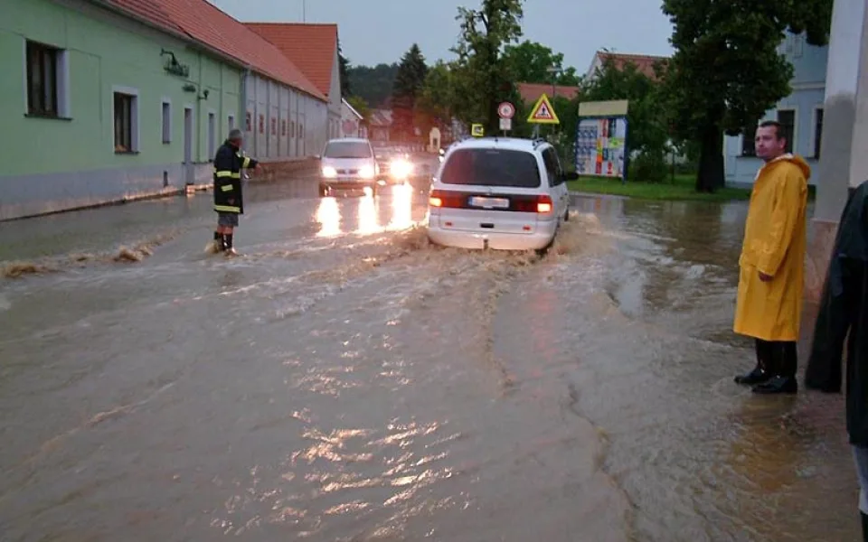Následky čtvrtečního deště v Hrdějovicích