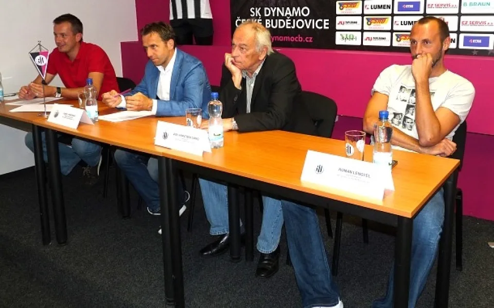Tisková konference Dynama před startem ligy
