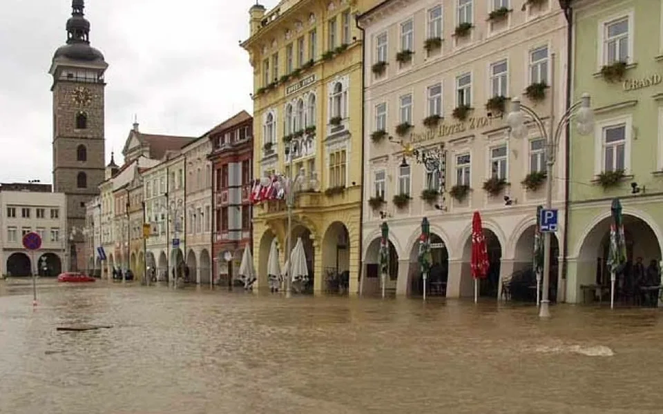 Potopa na náměstí Přemysla Otakara II.