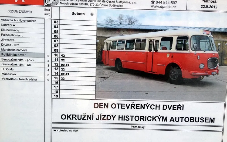 Dnešní jízdní řád historického erťáku