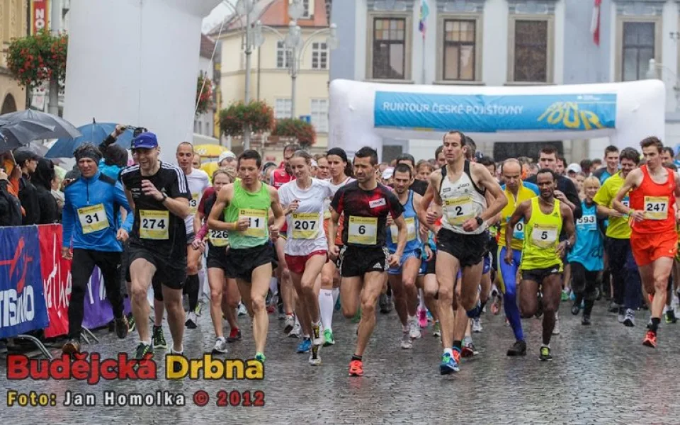První metry závodu