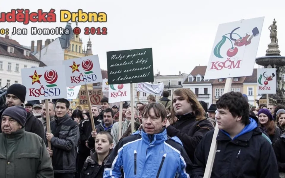 Lidé, kteří nesouhlasí s koaliční smlouvou ČSSD a KSČM