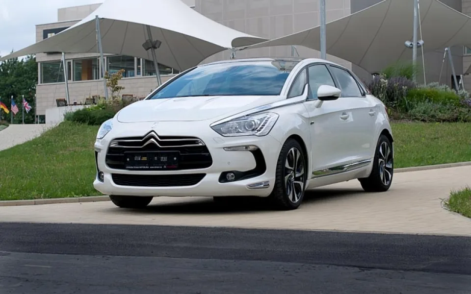 Citroën DS5 Hybrid4 Airdream