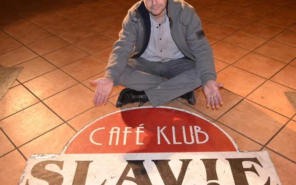 Robert Nebřenský v Café Klubu Slavie