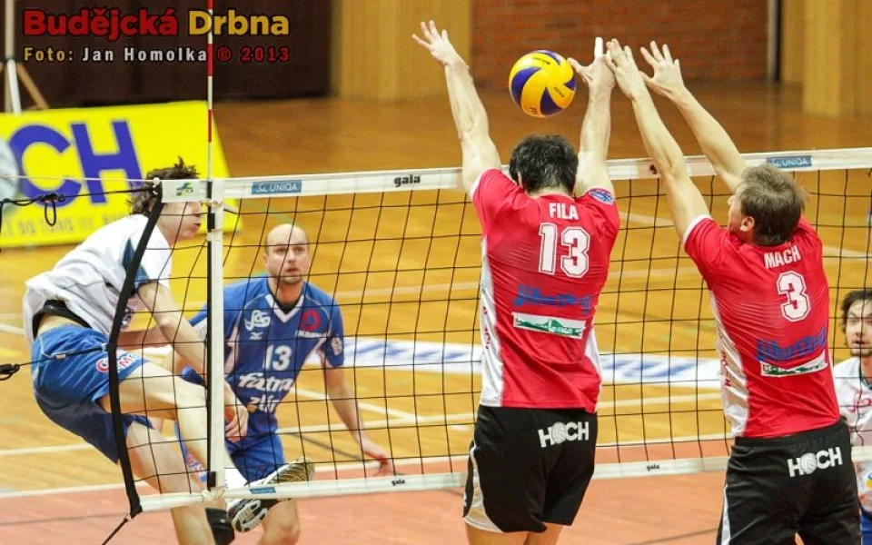 Tomáš Fila a Radek Mach blokují