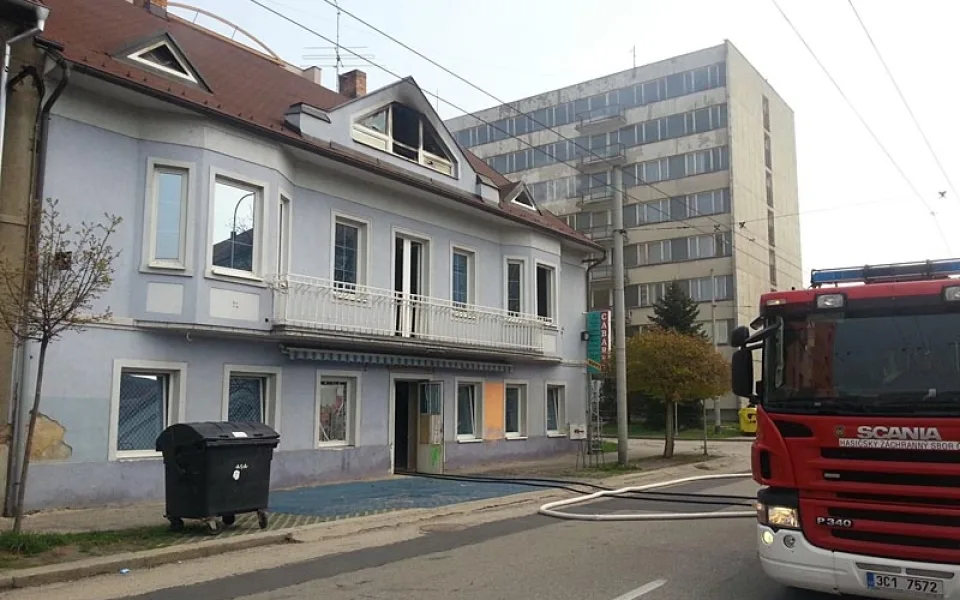 Požár bývalého kabaretu v Průmyslové ulici