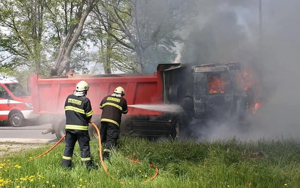 Požár Tatry 815 v Dolním Miletíně