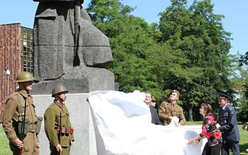 Odhalení Zborovského pomníku v Českých Budějovicích