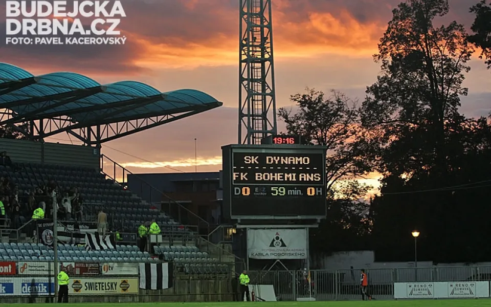 Stadion na Střeleckém ostrově