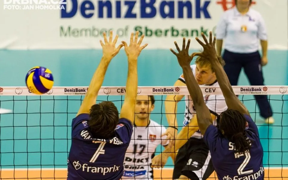 Paris Volley - VK Jihostroj České Budějovice 3:0