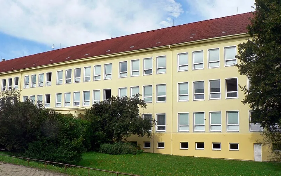 Základní škola a Mateřská škola Nerudova