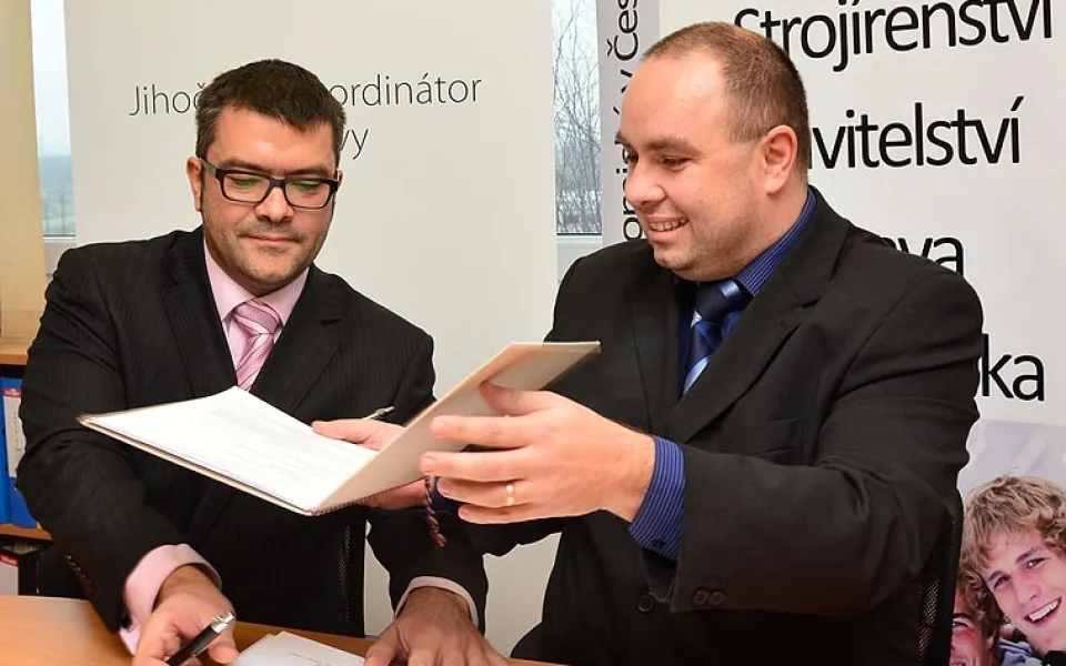 Podpis smlouvy o založení společného pracoviště VŠTE a JIKORDu