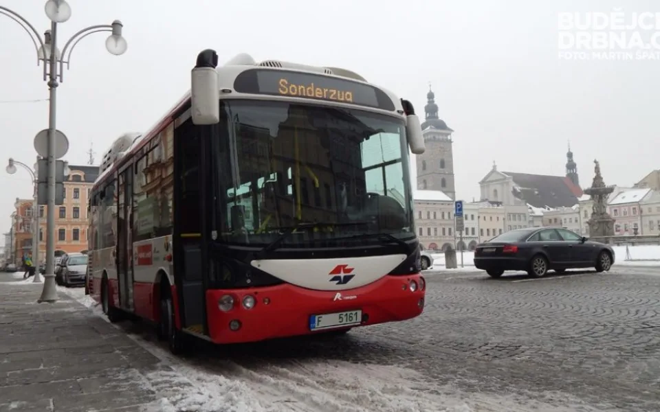 Elektrický autobus Siemens-Rampini na testovací jízdě v Budějcích