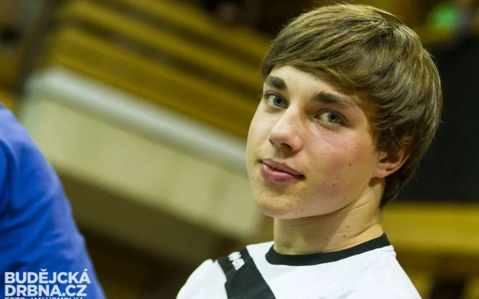 Adam Šimonek při domácím zápase Jihostroje s Paříží