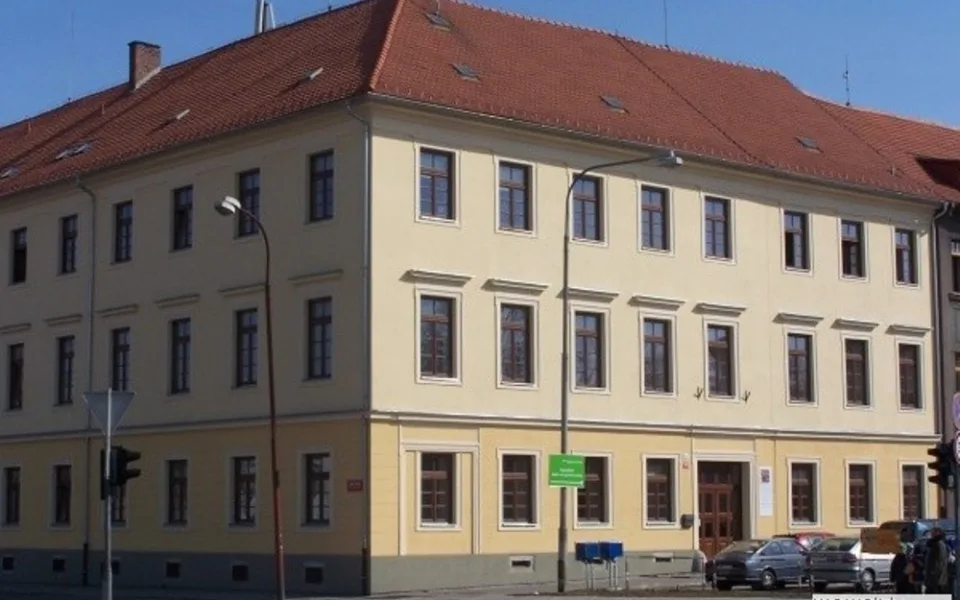Škola pro sluchově postižené