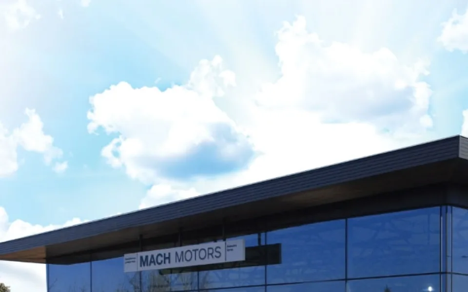 Showroom Mach Motors