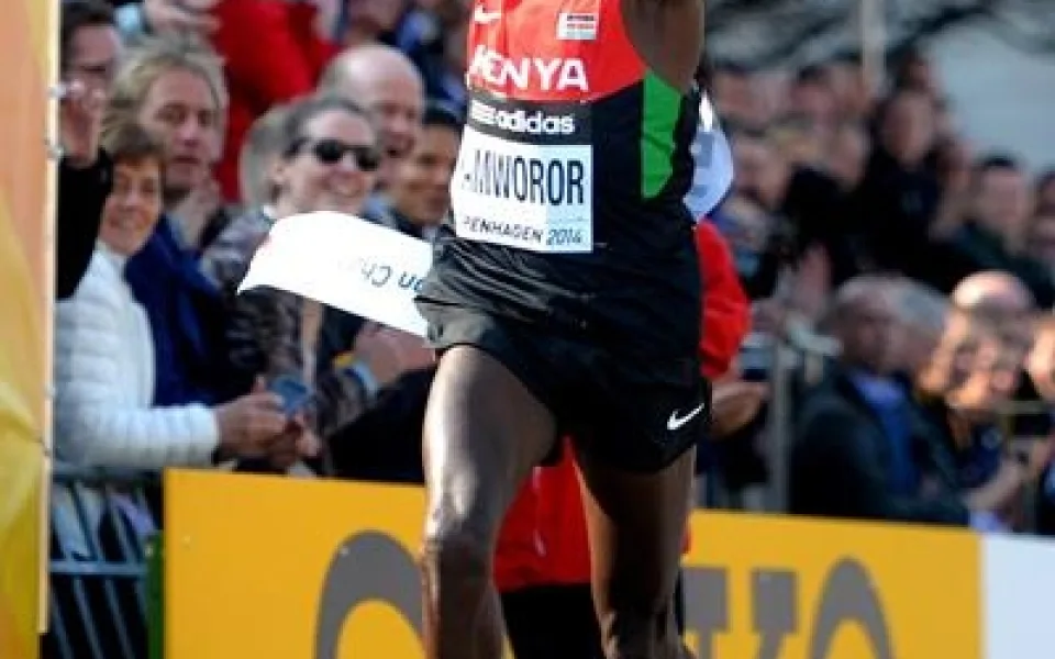 Mistr světa v půlmaratonu Geoffrey Kipsang Kamworor
