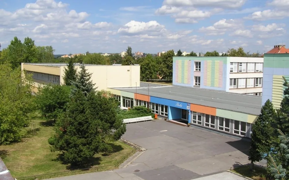 Základní škola Oskara Nedbala
