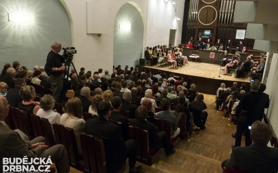 Slavnostní promoce studentů Jihočeské univerzity