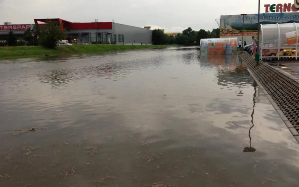 Naposledy se Dobrovodský potok rozlil tento týden v pondělí
