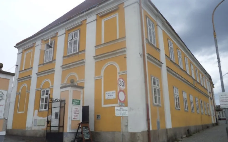 Azylový dům ve Studené
