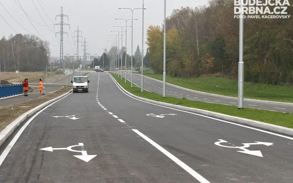 Nový úsek z Mladého do Suchého Vrbného měří kolem 400 metrů