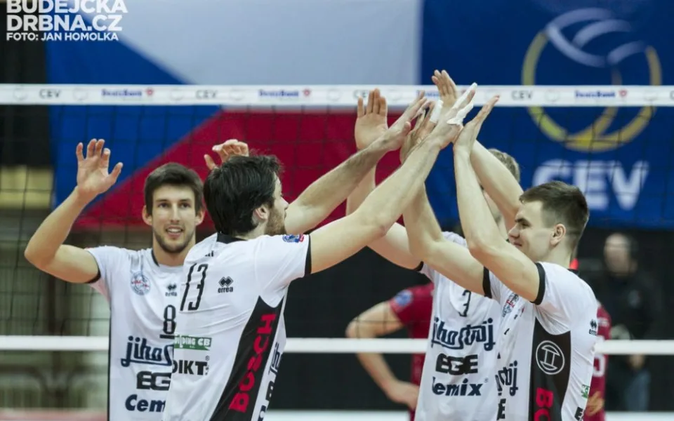 Budou se jihostrojáci po zápase s Innsbruckem radovat?