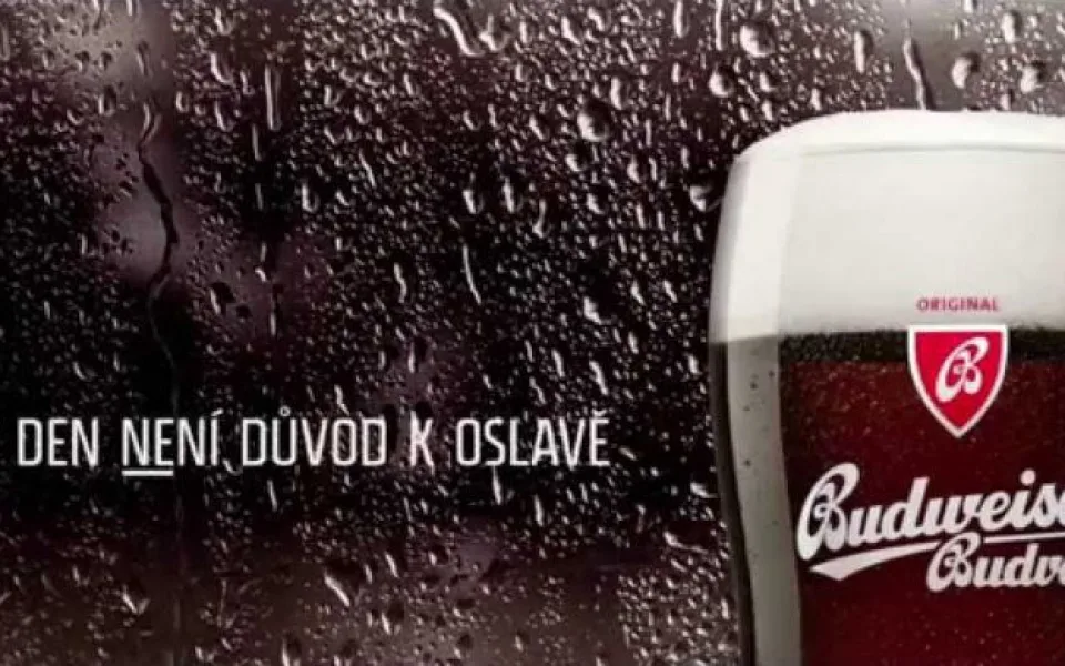 B:Dark pomáhá zažehnat chmury