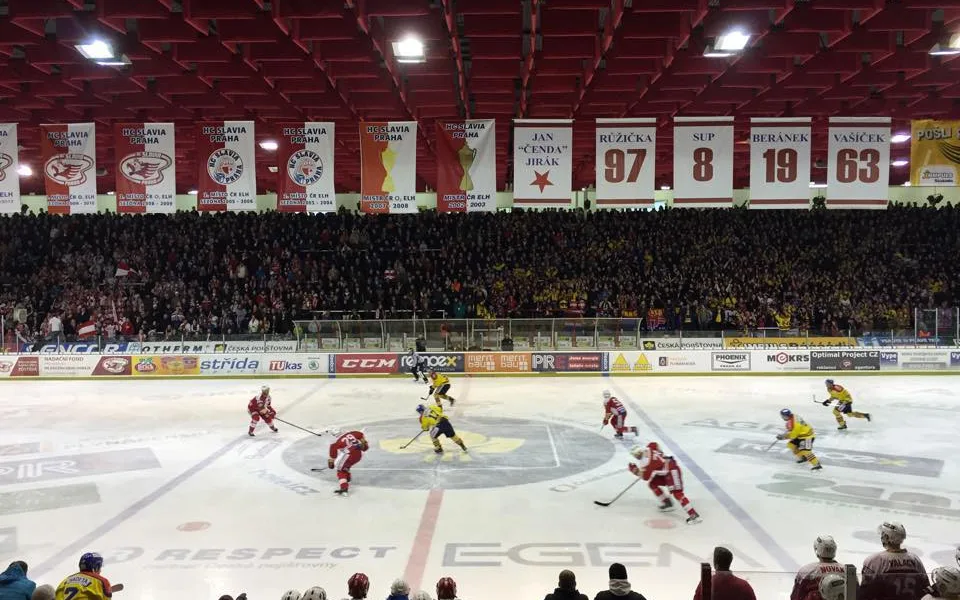 Motor vyhrál v Praze 3:1 a posunul se na třetí místo
