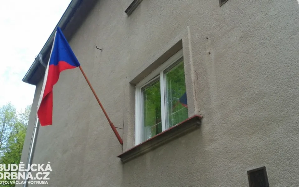 České vlajky v centru Budějc