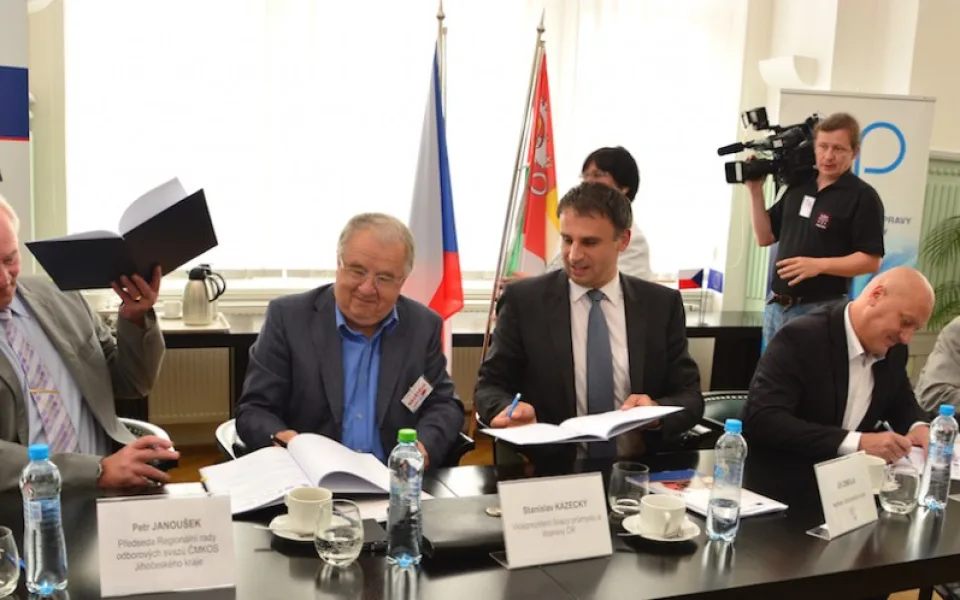 Podpis Regionální sektorovou dohodu pro Jihočeský kraj v oblasti elektrotechniky a energetiky