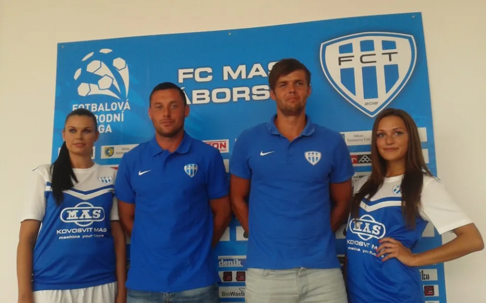 Miroslav Slepička (vlevo) s kapitánem týmu Peterem Mrázem