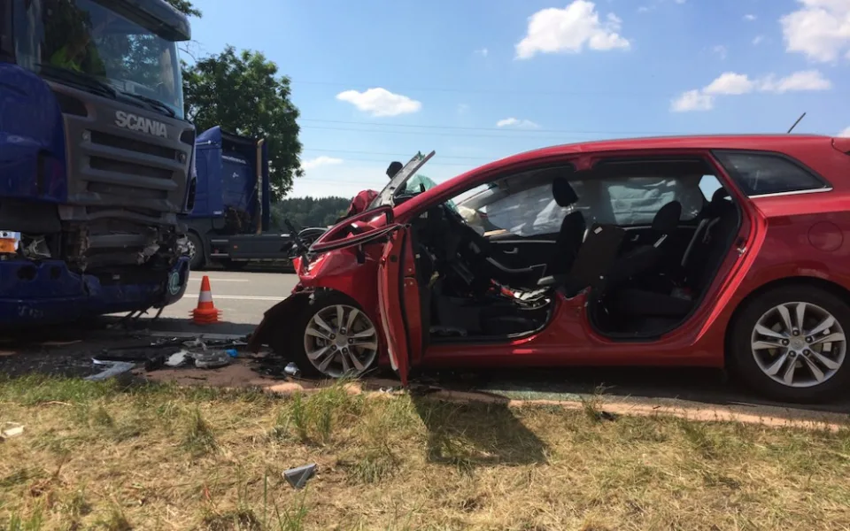 Čelní náraz nemohl řidič Hyundaie přežít