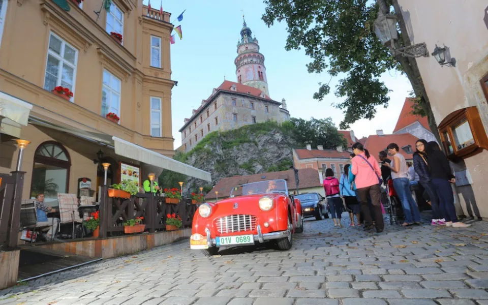 Průjezd historickým centrem Českého Krumlova
